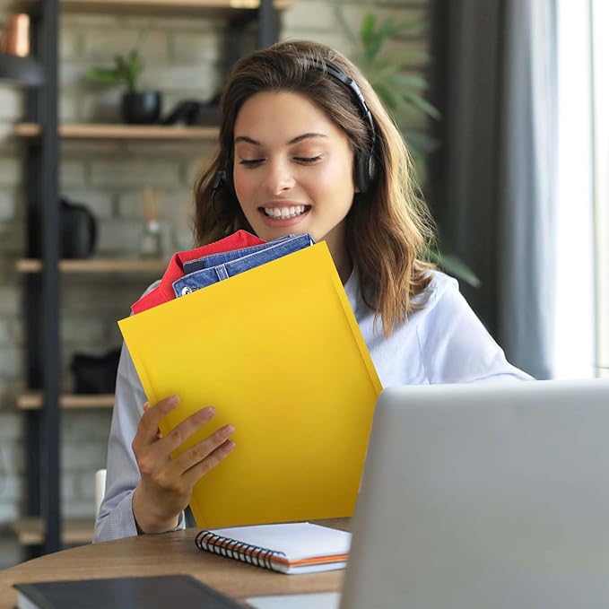 Dasen Kraft Bubble Mailers 10.5x15 Inch 50 Pcs,Small Self-Sealing Waterproof Cushioned Mail Shipping Bags,Yellow Padded Envelopes #5