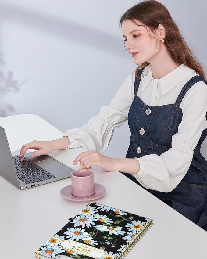 Ymumuda 2025 Planner with Clipboard, 2025 Weekly Monthly Planner from JAN. 2025 TO DEC. 2025, 8.5" x 11", Large Planners with Ample Writing Space, Inner Pocket & Coated Tabs, Excellent for School & Office Schedule