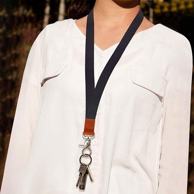 Long Neck Lanyard Leather Keychains with Metal Clasp, Sturdy Durable Women Men Id Badge Lanyard, Neck Lanyard Strap Ideal for Car Keys, Card Holder, Whistle, Keychain, Wallet