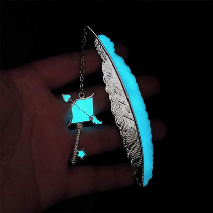 Zodiac Feather Bookmark Gifts for Women Men, Cool Metal Bookmark Glow in The Dark Sagittarius Bookmark, Luminous Star Sign Constellation Horoscope Bookmark Gifts