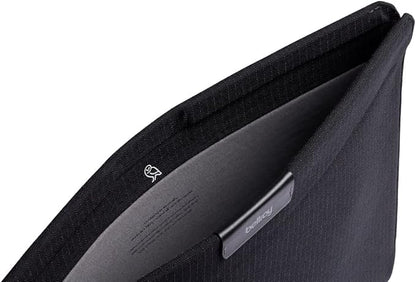 Bellroy Laptop Sleeve (Fits 14 Inch Laptop or MacBook, Slim Protective Case with Magnetic Closure) - Black