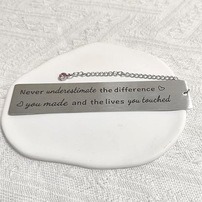 RFTWXHPN Coworker Colleague Appreciation Thank You Gifts Bookmark for Women Employees Volunteers Never Underestimate The Difference You Made Book Mark for Staff Social Workers Gifts