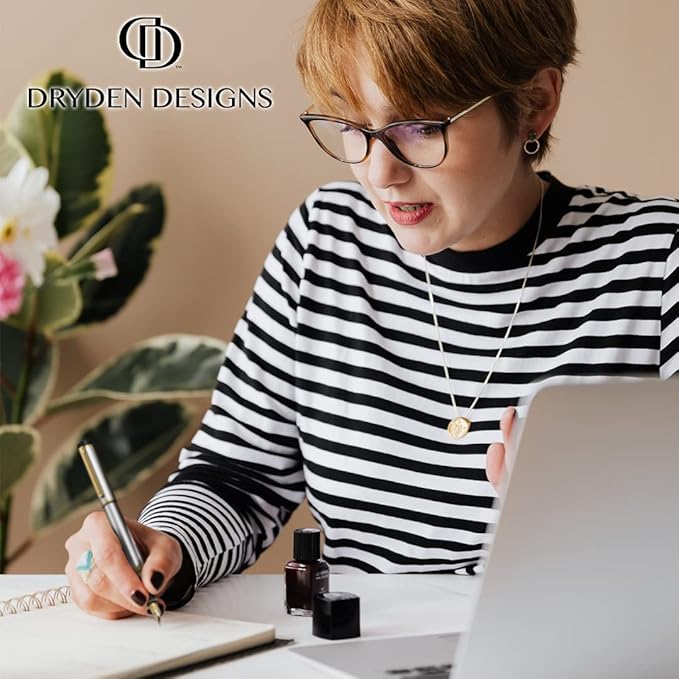 Dryden Designs Fountain Pen Medium Nib Gift Pouch - with 24 Ink Cartridges - MCM (Metallic Silver)