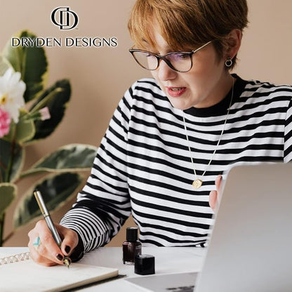 Dryden Designs Fountain Pen Medium Nib Gift Pouch - with 24 Ink Cartridges - MCM (Metallic Silver)