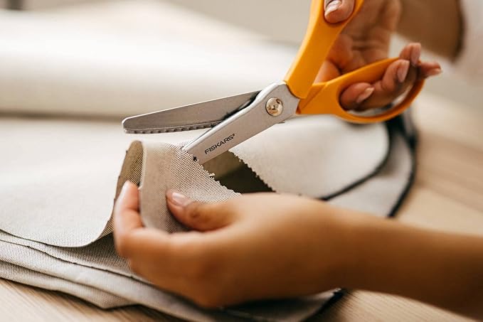 Fiskars 1005130 Tijeras Dentadas Classic 23, 8.8 x 23.1 x 1.9 cm, Standard