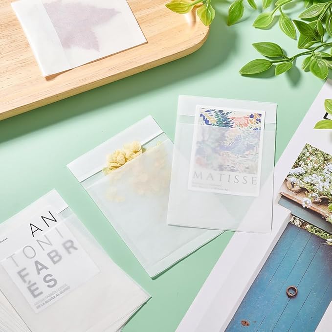 PH PandaHall 60Pcs Peel Self Seal Glassine Bags Flat Glassine Wax Paper Bags, White Self Adhesive Paper Bags Food Bags for Snacks Cookies Nuts Coffee Beans Candies Beads, 4.72x3.27inches