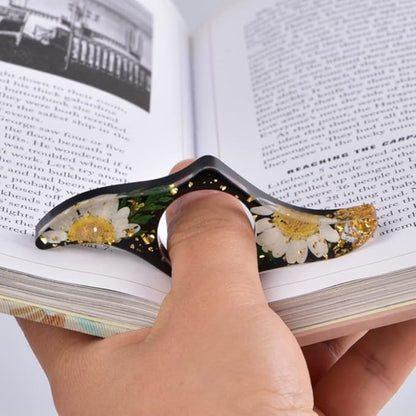 SKYNEO Book Page Holder, Thumb Book Page Holder, Dried Flowers for Resin Page Holder, Book Reader Reading Accessories for Teachers Gift and Bookworm Gifts, Gifts for Book Lover - Black