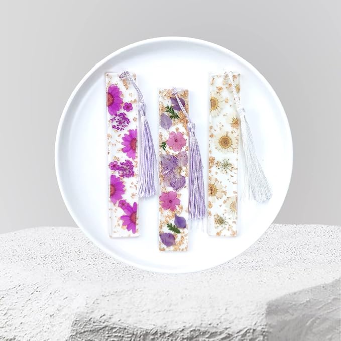 Daisy Epoxy Bookmarks Dried Flower Resin Bookmark Pressed Flower Bookmark Transparent Floral Dried Flower Page Marker acrylic bookmark for Kids Woman Teacher Students white daisy