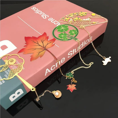 Bookmarks for Book Lovers Book Marks for Reading Women Birthday Graduation Christmas Gifts for Her Cute Metal Bookmark Book Markers Stocking Stuffers for Teens (Maple Leaf)