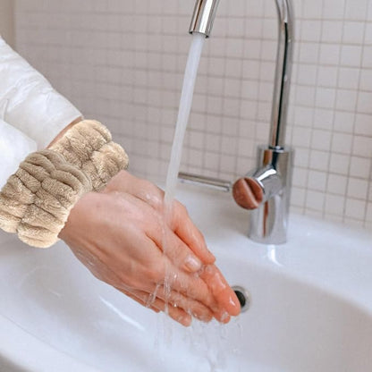 2 Pairs Wrist Washband for Women Washing Face, Wrist Spa Washband Absorbent Wristbands, Prevent Liquids from Spilling Down Your Arms