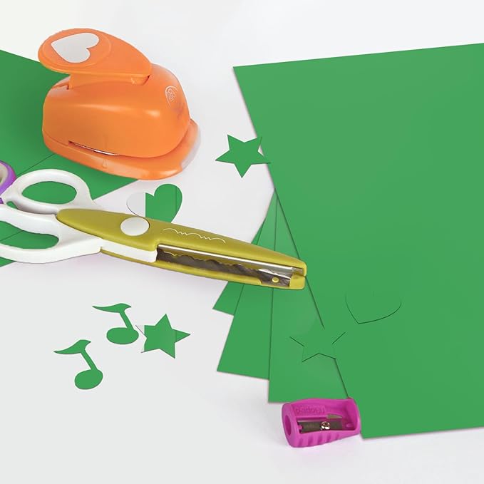 100 Sheets Green Cardstock 8.5 x 11, Goefun 65lb Green Construction Paper 8.5 x 11 for Christmas Cards Making, Invitations and Craft