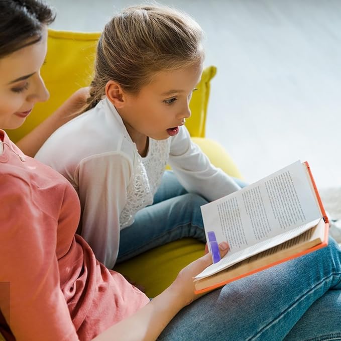 Thumb Page Holder for Reading 2Pack, Starry Sky Thumb Bookmark, Heart-Shaped Book Opener Holder, Book Finger Page Holder, Book Accessories for Reading Lovers(Blue, Purple）