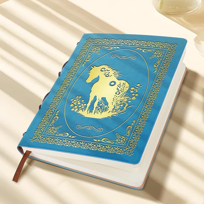 Light Blue A5 Horse Gifts for Women Girls Faux Leather Vintage Notebook Inspirational Horse Trainer Gift Hardcover Executive Notebook,200 Pages 120 Gsm Thick Ruled Paper With Pen,Horse Lover Gifts Equestrian Gift (Horse Light Blue)