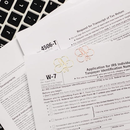 NUOBESTY 20pcs Bookmark bookbaga Creative Shaped Paper Clips File Document Paper Clips Work Folder Office Supplies folders Office Document Clips Delicate Paper Clip Nordic Peacock Decorate