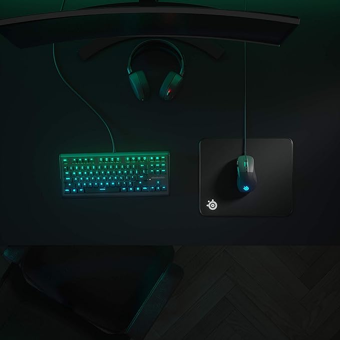 SteelSeries QcK Gaming Mouse Pad - Medium Stitched Edge Cloth - Extra Durable - Optimized For Gaming Sensors - Black