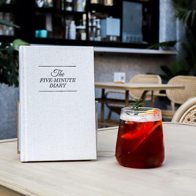 Daily Gratitude Journal for More Mindfulness, Affirmation, Happiness and Productivity - Simple Undated Effective Gratitude Journal for Women & Men