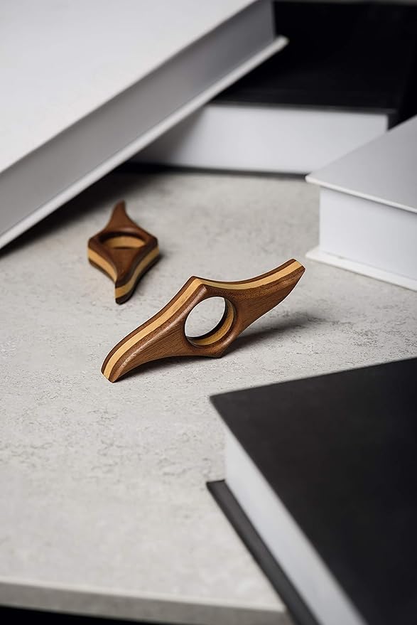 TILISMA Wooden Book Page Holder - Handmade Walnut Thumb Book Accessories - Reading Gadget to Read in Bed - Gifts for Book Lovers, Avid Readers, Bookworms, Librarians - Bookmark (Large)