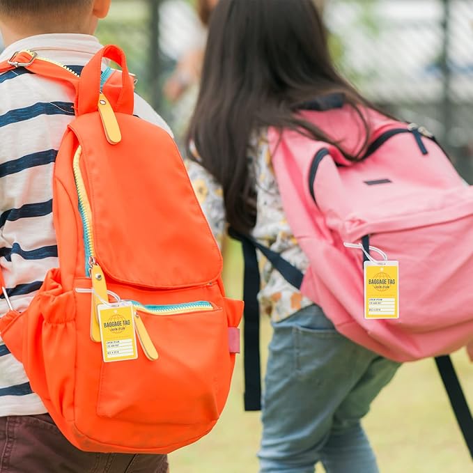 100 Pieces 7 Mil 2 1/2" x 4 1/4" Luggage Tag Laminating Pouches with Slot Hole Thermal Laminate Pouch Tags Kit Resealable for Work Permits Pass Cards Student ID Cards (100, 7 Mil)