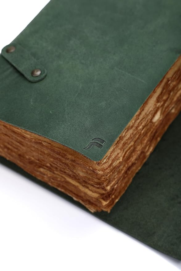Fausta Vintage Handcrafted Leather Journal with Key for Writing, 240 Pages 8 x 6 inches, Deckled Cotton Paper Notebook/Diary for Men and Women 150 GSM Drawing/Sketchbook, Hunter Green