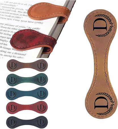 Personalized Magnetic Leather Bookmark, 26 Letters Custom Leather Bookmarks, Handmade, Leather Magnetic Bookmark for Book Lovers Readers Women Kid(Dark Yellow，D）