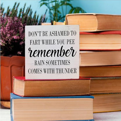 Funny Bathroom Decor Desk Decor Wooden Box Sign Rustic White Wood White Plaque Box Sign for Home Farmhouse Bar Toilet Washroom Shelf Table Decoration Don't be Ashamed to Fart While Peeing Sign