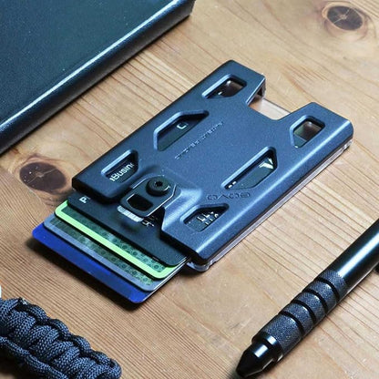 GOVO T4 Badge Holder No-Clip Version - Durable Polycarbonate ID Card Holder Holds 1 to 4 Cards (Black)