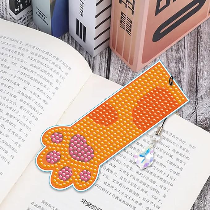 pigpigboss Paw Bookmark Diamond Painting Set 6 PCS PVC Cute Animal Paw Diamond Painting Bookmark with Pendant Diamond Painting Bookmark for Adult Book Decor Gift