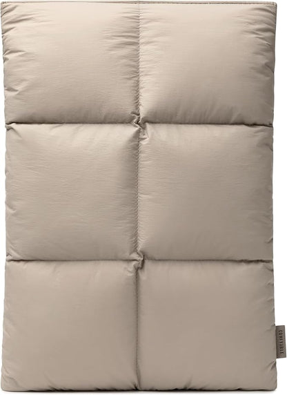 Comfyable Puffy Laptop Sleeve 15 Inch 16 Inch, Quilted Puffer Laptop Carrying Case for Women, Pillow Case Compatible for MacBook Air 15 in M3 2024 & MacBook Pro 16 in 2024 M4, 16 in Puff Cover, Taupe