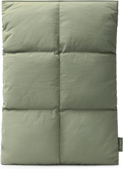 Comfyable Puffy Laptop Sleeve 15 Inch 16 Inch, Quilted Puffer Laptop Carrying Case for Women, Pillow Case Compatible for MacBook Air 15 in M3 2024 & MacBook Pro 16 in 2024 M4, 16 in Puff Cover, Green