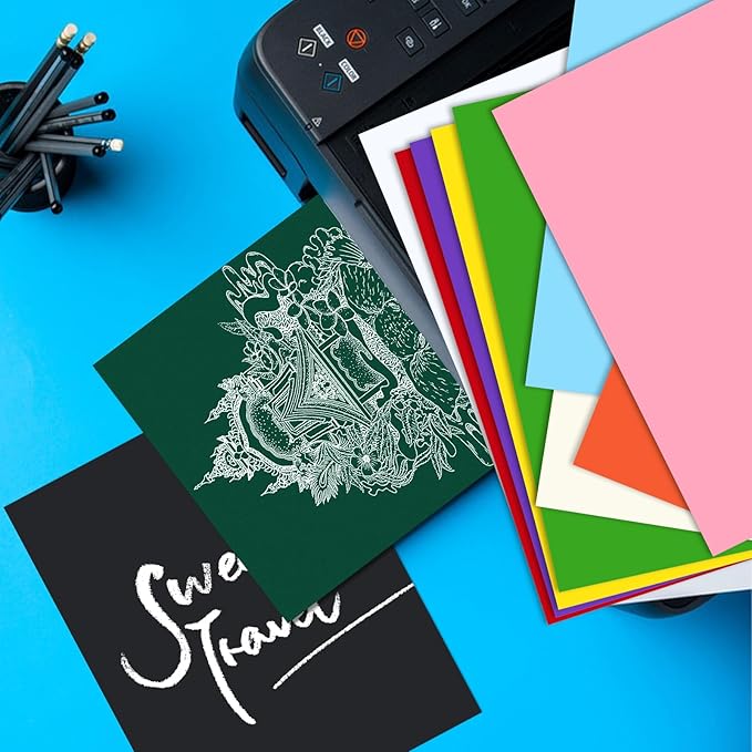 Cardstock 8.5" x 11 "，30 Sheets Cardstock Paper 85 lb/230 gsm,Green Card Stock for Printer,Drawing,Gift tags,Invitations, Cards etc (Christmas green, 30 Sheets)