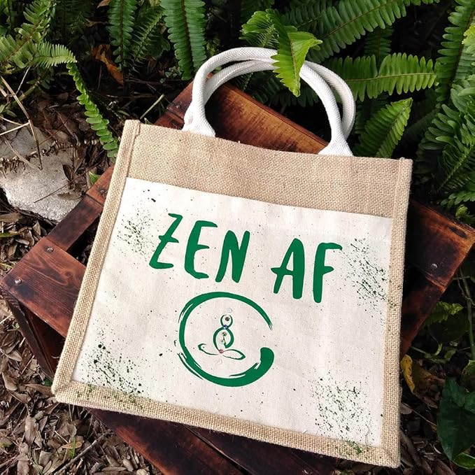 VINYL FROG Heat Transfer Vinyl Roll HTV Vinyl - 12" x5ft Green Iron on Vinyl for T-Shirts, Heat Press Vinyl for DIY Craft Designs (Green)