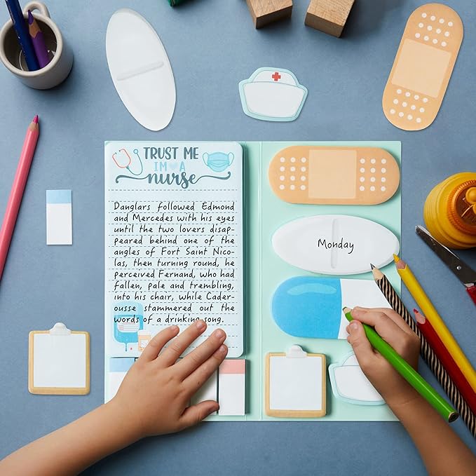 Nurse Sticky Notes Set, 550 Sheets, Cute Cartoon Medical Supplies Self-Stick Notes Pads Bundle Writing Memo Pads for Nursing Student Essentials Hospital Back to School Nurse Supplies Gift