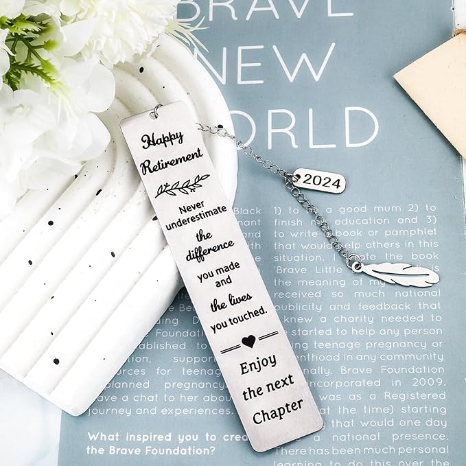 Retirement Gift for Woman Men Happy Retirement Bookmark Set Bulk Metal Book Marker Tassels for Book Lovers Coworker Reader Teachers Employee Friends Adults Going Away Appreciation Gifts 2024
