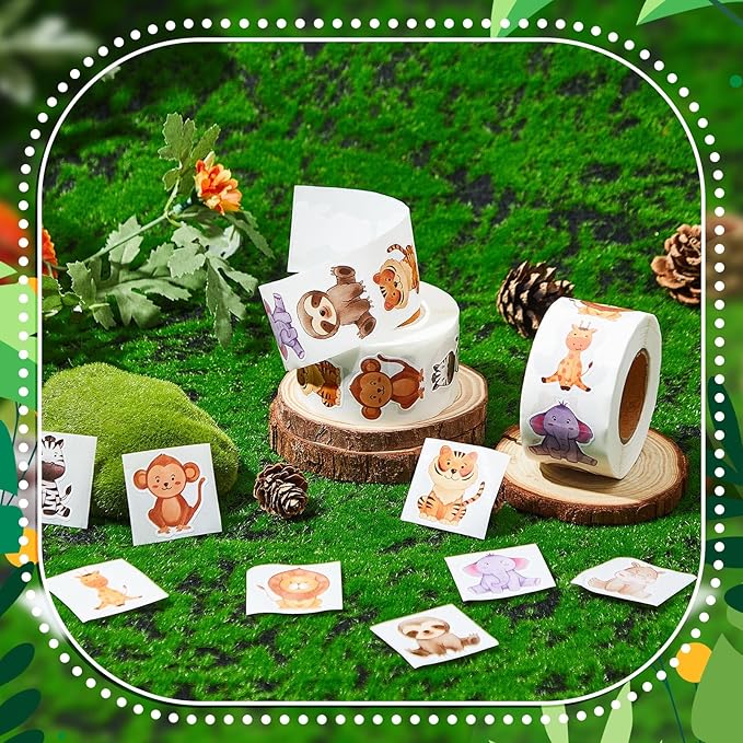 1 Roll Animal Stickers Reward Cute Space Stickers Office Supplies Incentives Sticker Animal Party Favor Decal, 500 Pcs Each Roll(Jungle Animal)
