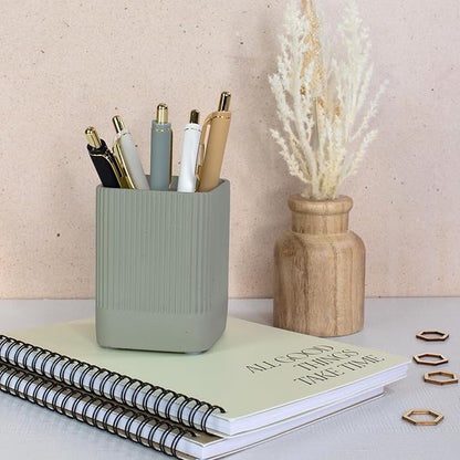 KIBAGA Aesthetic Pen Holder for Desk - Modern Concrete Pencil Holder - Cute and Functional Desk Organizer for Office Supplies - Stylish Office Decor Pen Cup