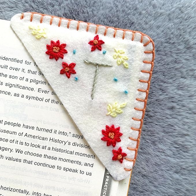 Personalized Hand Embroidered Corner Bookmark, Bookmarks for Women, Personalized Bookmark for Books, Cute Flower Book Mark, Hand Stitch Gift for Women for Book Lovers by HNQCPCVU (T, White)