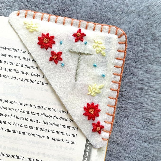 Personalized Hand Embroidered Corner Bookmark, Bookmarks for Women, Personalized Bookmark for Books, Cute Flower Book Mark, Hand Stitch Gift for Women for Book Lovers by HNQCPCVU (T, White)
