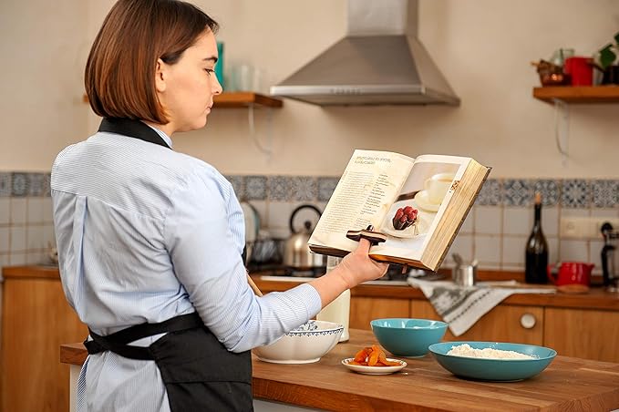 TILISMA Wooden Book Page Holder - Handmade Walnut Thumb Book Accessories - Reading Gadget to Read in Bed - Gifts for Book Lovers, Avid Readers, Bookworms, Librarians - Bookmark (Medium)