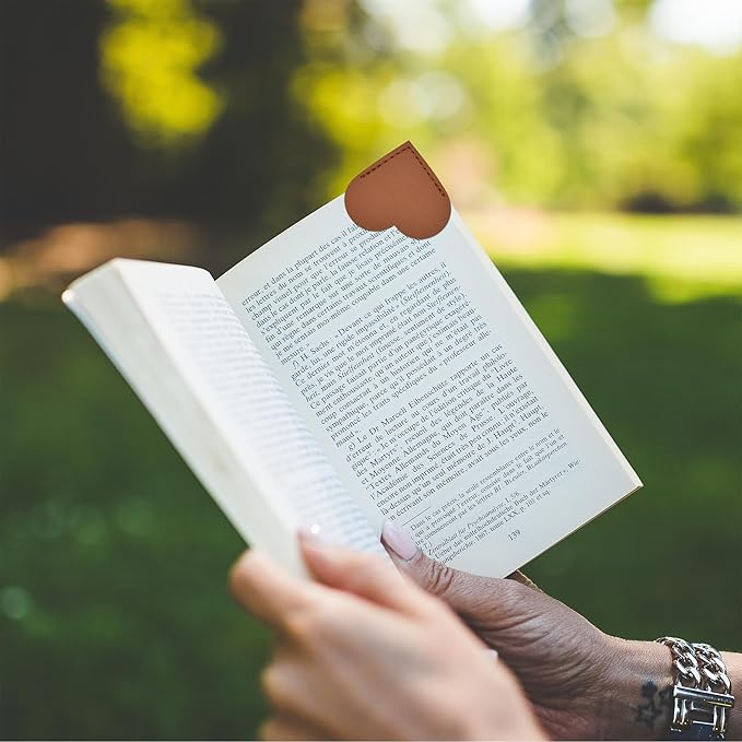 8 pcs Bookmarks，Leather Bookmarks for Reading Women，Cute Kids Love Bookmarks，Gifts for Book Lovers and Book Club，Fun Page Makers,Essentials for Readers,Personalized Bookmark