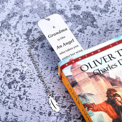 Christmas Gifts for Grandma, Grandma Christmas Bookmark Grandma Gifts Mothers Day Gifts for Grandma Women Nana Things for Grandma Birthday Grandparents Gifts from Granddaughter Grandson Teens Kids