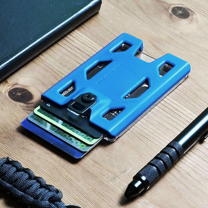 GOVO T4 Badge Holder No-Clip Version - Durable Polycarbonate ID Card Holder Holds 1 to 4 Cards (Blue)