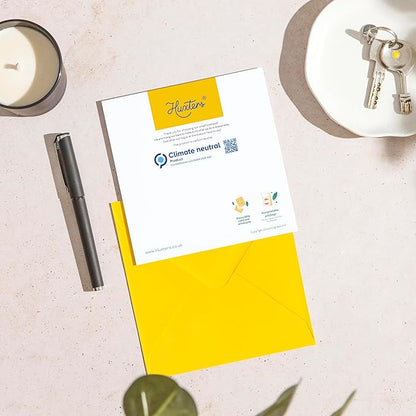 Huxters Birthday Card from the Dog – Mastiff - Happy Birthday to Dog Mum and Dog Dad – Birthday Card from the Dog to Friends Family First Birthday (Mastiff)