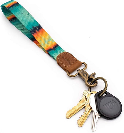 POCKT Lanyard for Keys Wristlet Strap Key Chain Holder for Men and Women - Cool Hand Wrist Lanyards for Keys and Wallets
