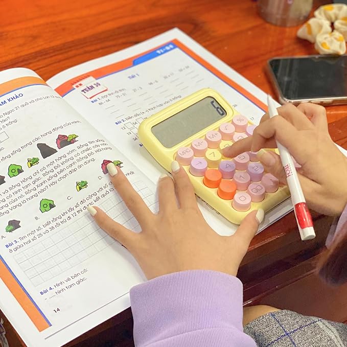 Colorful Candy Calculator, Yellow Cute Typewriter-Inspired Mechanical Key, Large Screen, Round Button, Vintage Aesthetic, Portable, Easy-to-use Desk Accessories for Office School Home for Women Girls