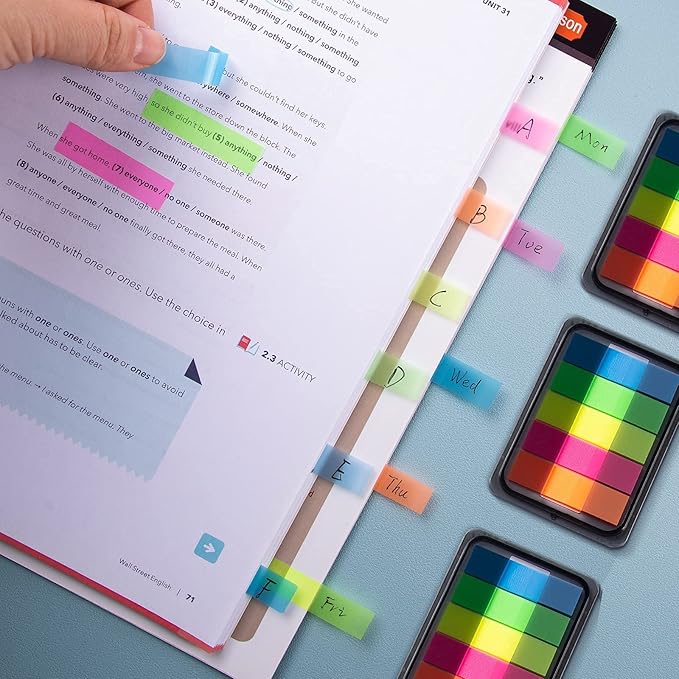 Golcellia 300 Pcs, Transparent Sticky Notes, Page Markers, Sticky Tabs, Label Stickers, Pop Up Index Tabs, Flags Stickers