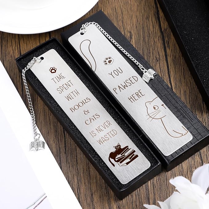 Cat Metal Bookmarks Gifts - 2Pcs Unique Kitten Bookmark for Women Pretty Bookmarkers for Kids Birthday Gift for Cat Lovers Reading Gifts with Book Pendant for Reader Nerds