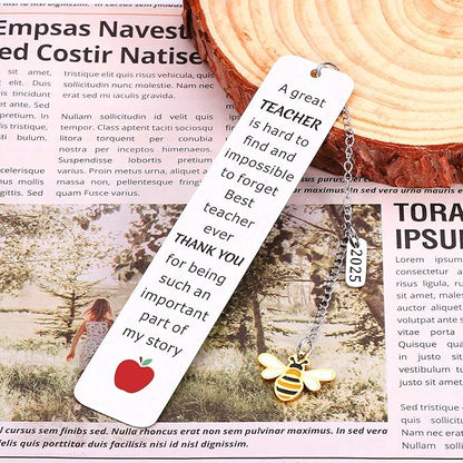 Teacher Christmas Gifts, Teacher Appreciation Gifts, Teacher Gifts for Women, Cute Bee Bookmark Gifts for Teachers, Teacher Thank You Gifts, Valentines Day Gifts for Teachers, Teacher Retirement Gift