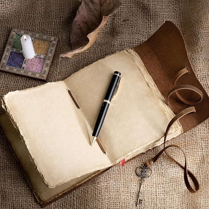 URBAN LEATHER Rustic Vintage Medieval Journal Old Deckle Edge Pages for Men Women to Write in, Gift for Artist Drawing Sketchbook Travel Writing Notebook for Him & Her, Thick Blank Unlined Page