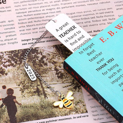 Teacher Christmas Gifts, Teacher Appreciation Gifts, Teacher Gifts for Women, Cute Bee Bookmark Gifts for Teachers, Teacher Thank You Gifts, Valentines Day Gifts for Teachers, Teacher Retirement Gift