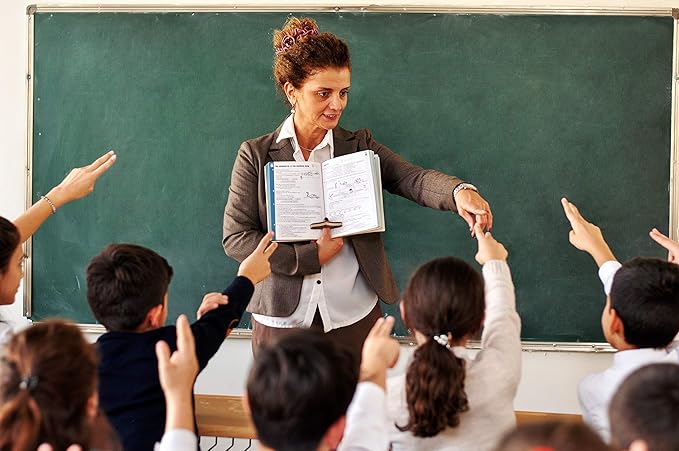 TILISMA Wooden Book Page Holder - Handmade Walnut Thumb Book Accessories - Reading Gadget to Read in Bed - Gifts for Book Lovers, Avid Readers, Bookworms, Librarians - Bookmark (Large)